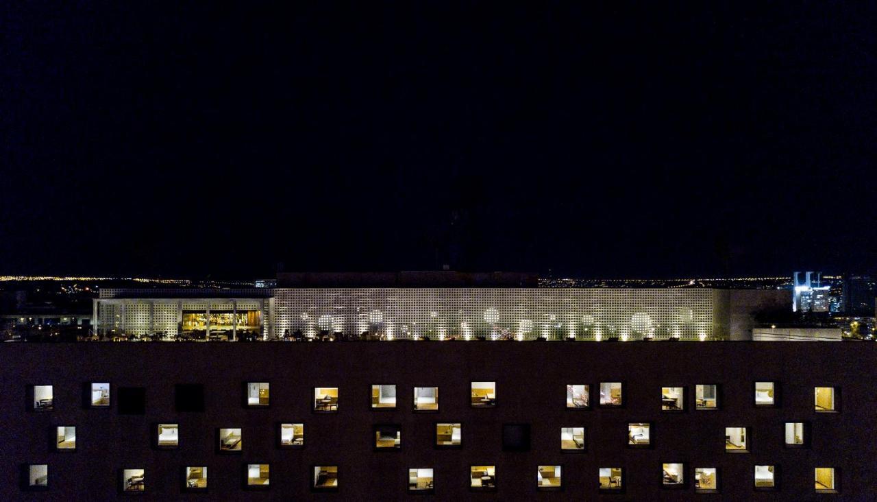 B Hotel 브라질리아 외부 사진 The museum at night